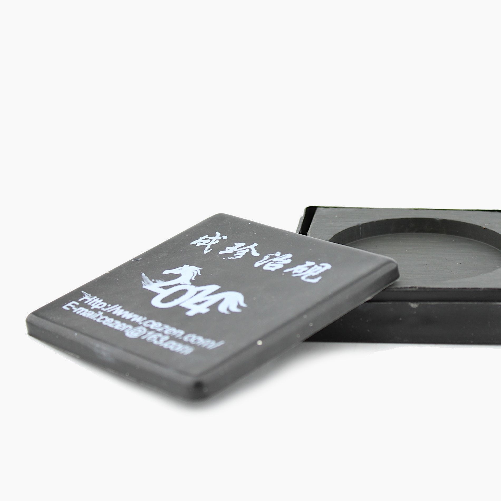 Tintero compacto de piedra